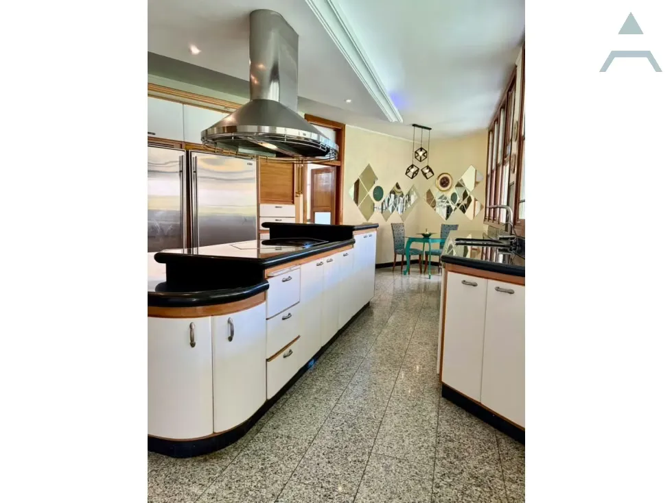 Se vende Casa 1.500m² 9h+s/5b+s/20p Oripoto - 3