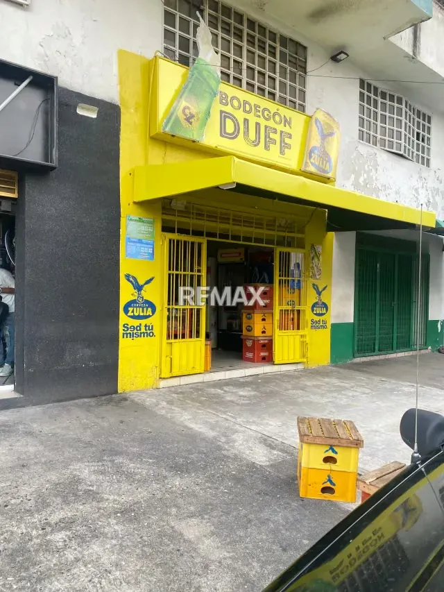 SE VENDE FONDO DE COMERCIO - 2