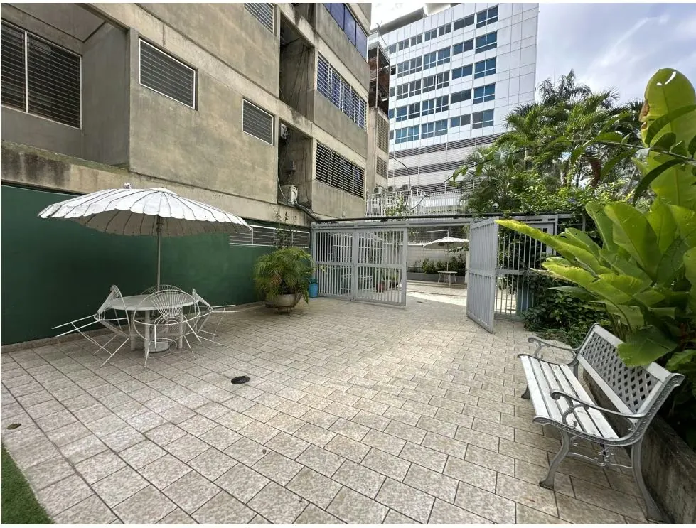 Vendo edificio 1800m2 Las Mercedes 3480 - 5