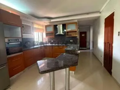 En venta apartamento edificio Valle Alto, Sector Banco Mara - 6
