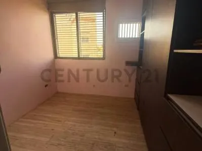 En venta apartamento edificio Valle Alto, Sector Banco Mara - 9