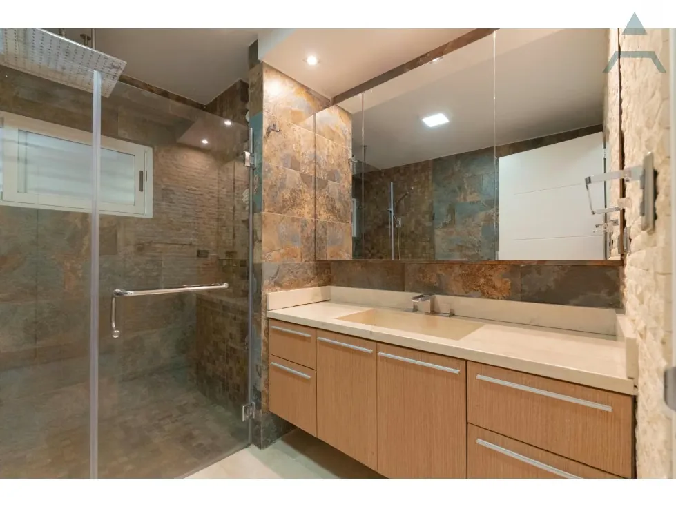 Se vende Apto 277m² 3h/3.5b/3p Los Naranjos - 10