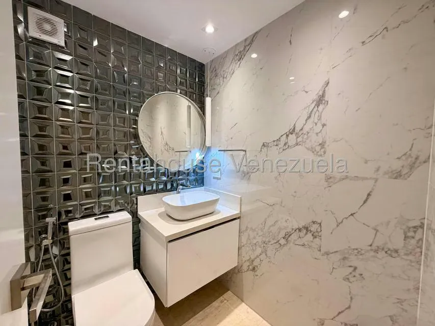 Apartamento (1 Nivel) en Alquiler en Colinas de Valle Arriba, Distrito Metropolitano - 15