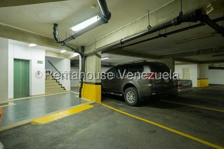 Apartamento (1 Nivel) en Alquiler en Colinas de Valle Arriba, Distrito Metropolitano - 30