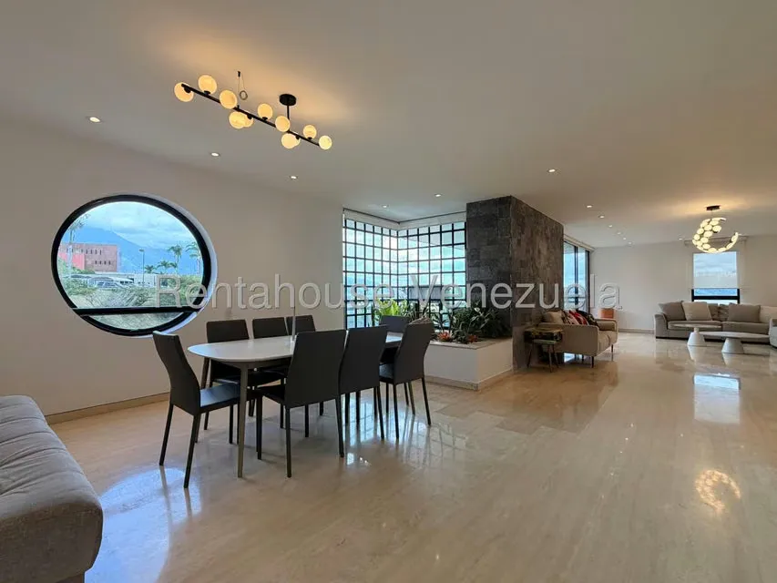 Apartamento (1 Nivel) en Alquiler en Colinas de Valle Arriba, Distrito Metropolitano - 5