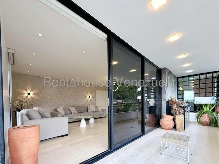 Apartamento (1 Nivel) en Alquiler en Colinas de Valle Arriba, Distrito Metropolitano - 9