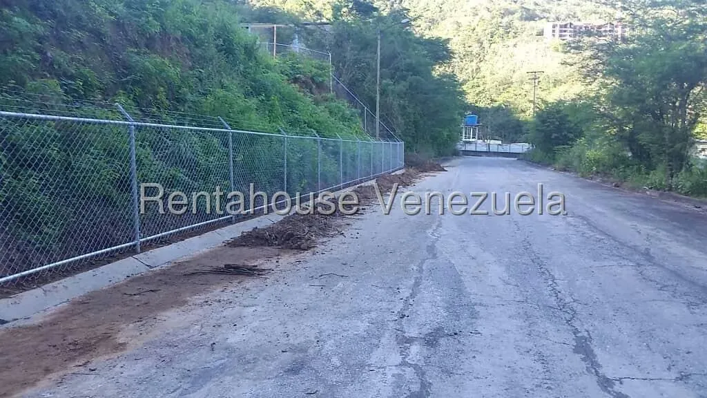 Terreno (Comercial) en Venta en Mampote, Miranda - 11