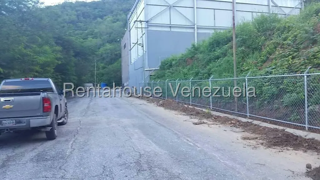 Terreno (Comercial) en Venta en Mampote, Miranda - 12