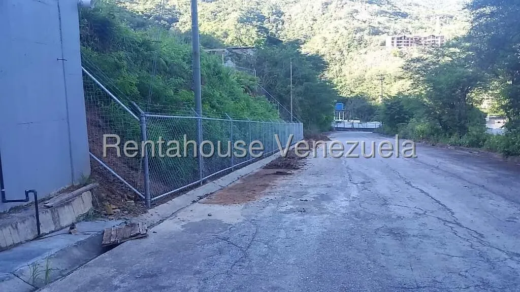 Terreno (Comercial) en Venta en Mampote, Miranda - 13