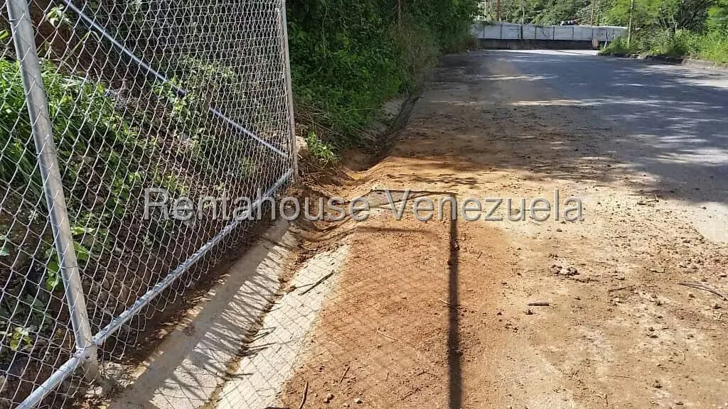 Terreno (Comercial) en Venta en Mampote, Miranda - 17