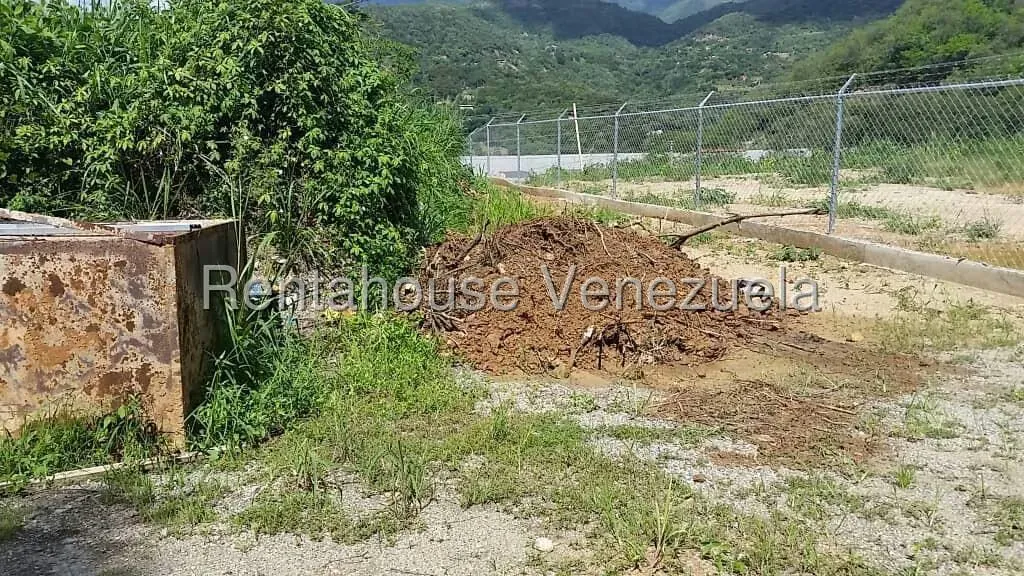 Terreno (Comercial) en Venta en Mampote, Miranda - 19
