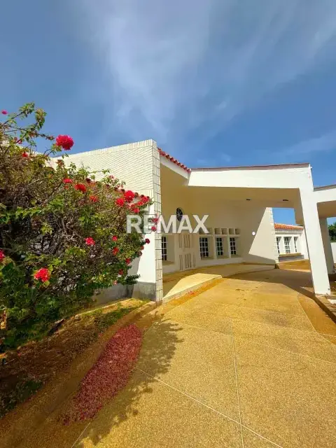 CASA QUINTA EN JORGE COLL, MUNICIPIO MANEIRO, ISLA DE MARGARITA