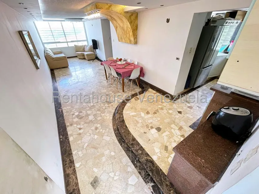 Apartamento (1 Nivel) en Venta en El Encantado, Distrito Metropolitano - 2