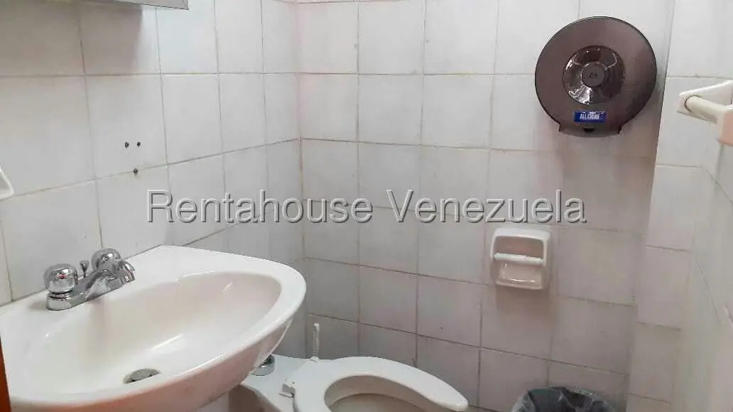 Comercial (Oficina) en Alquiler en Sabana Grande, Distrito Metropolitano - 31