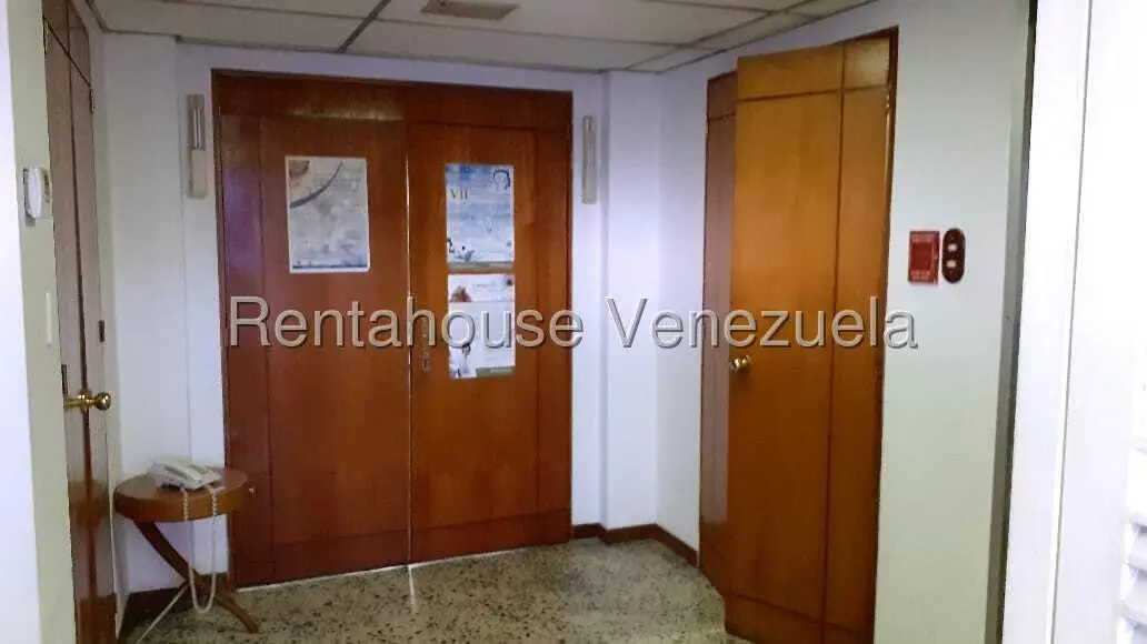 Comercial (Oficina) en Alquiler en Sabana Grande, Distrito Metropolitano - 8