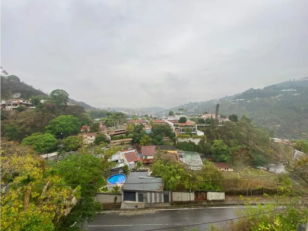 Se vende casa 608m² 7h+s/8b+s/6e Colinas de tamanaco