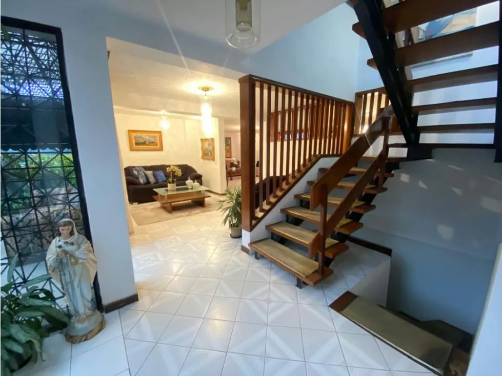 Se vende casa 608m² 7h+s/8b+s/6e Colinas de tamanaco - 14
