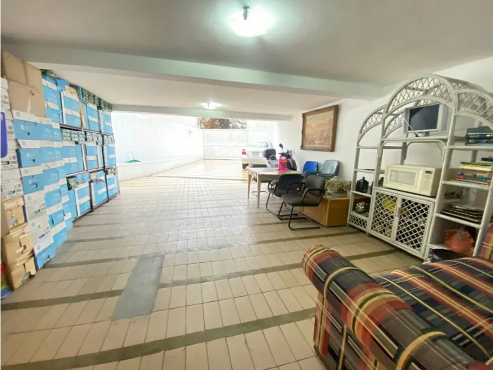 Se vende casa 608m² 7h+s/8b+s/6e Colinas de tamanaco - 22