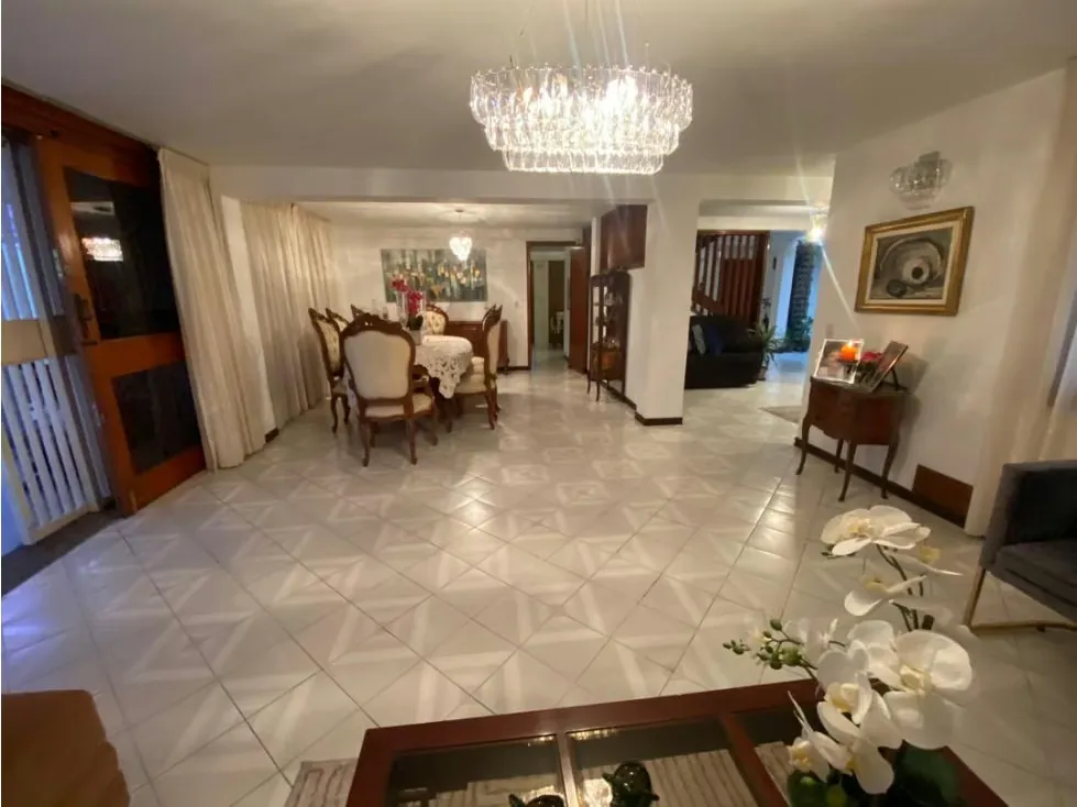 Se vende casa 608m² 7h+s/8b+s/6e Colinas de tamanaco - 7