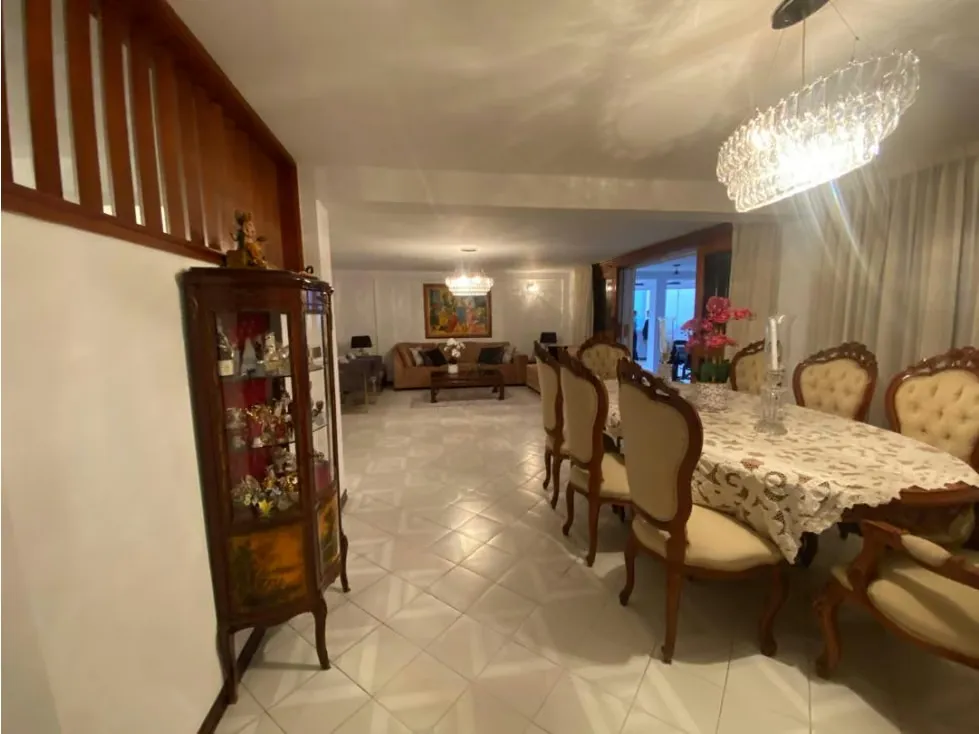 Se vende casa 608m² 7h+s/8b+s/6e Colinas de tamanaco - 10