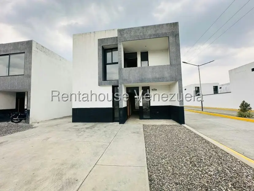 Casa (Duplex) en Venta en Araure, Portuguesa