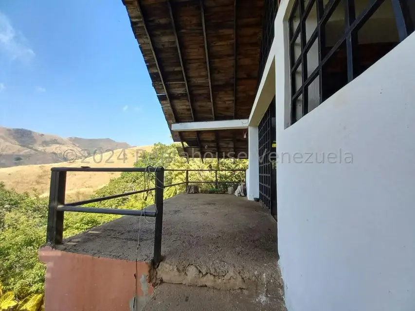 Casa (Finca) en Venta en Distrito San Casimiro, Aragua - 3