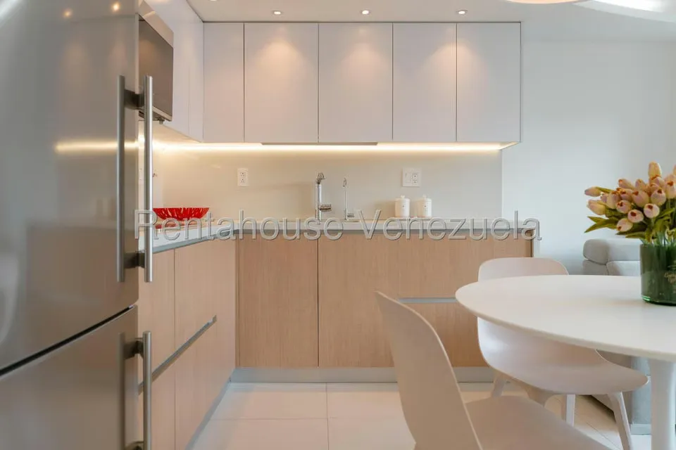 Apartamento (1 Nivel) en Venta en El Rosal, Distrito Metropolitano - 5