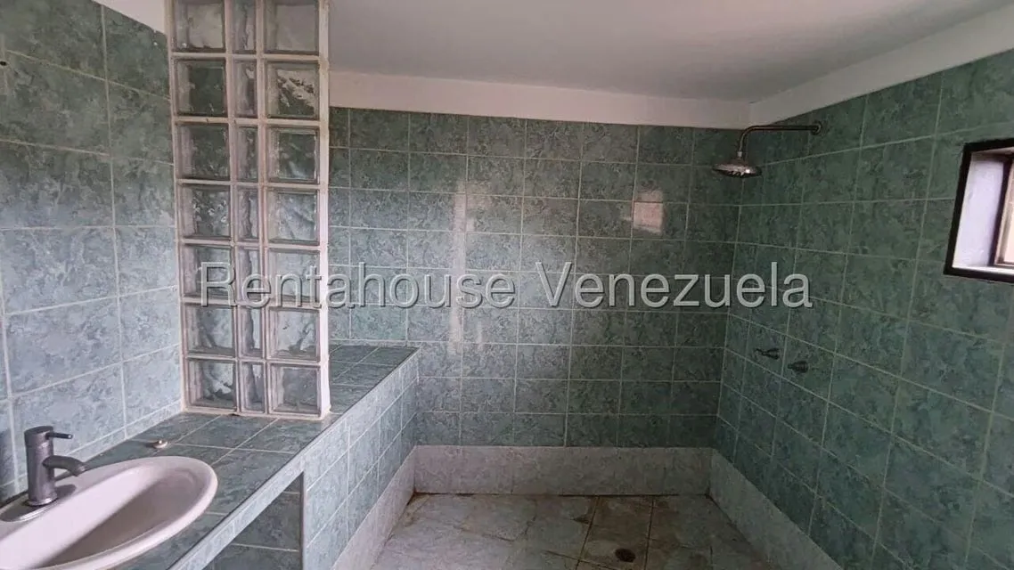Townhouse (Multiples Niveles) en Venta en Caicaguana, Distrito Metropolitano - 19