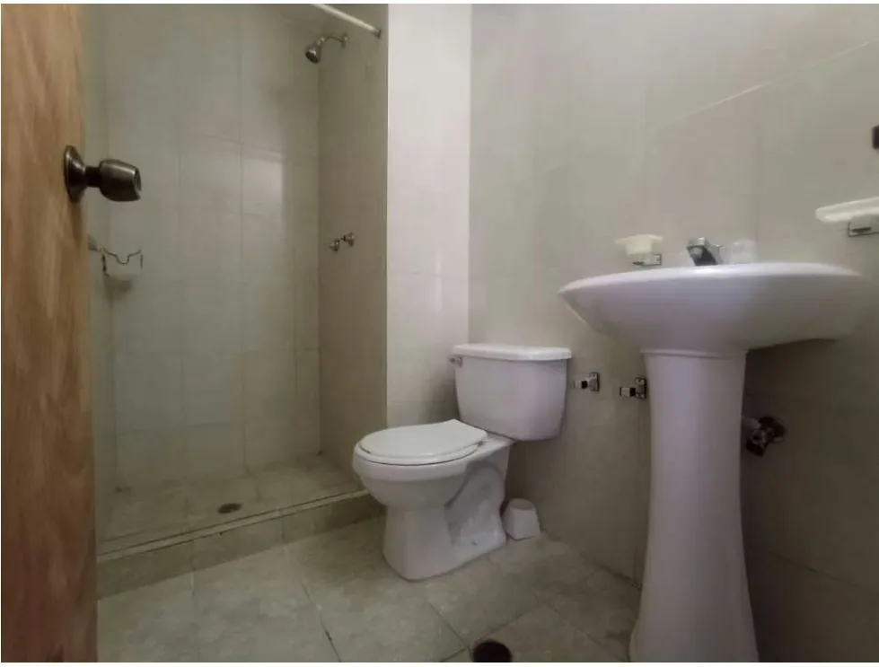 Apartamento en Venta Conj. Residencial El Encantado 2H/2B/1PE - 16