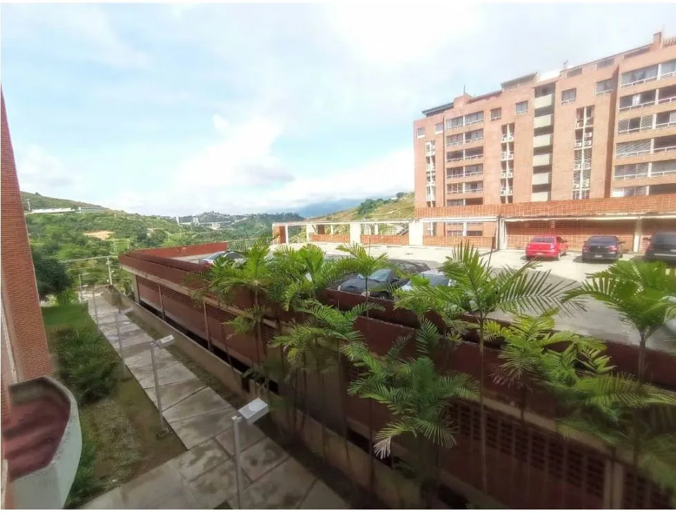 Apartamento en Venta Conj. Residencial El Encantado 2H/2B/1PE - 18