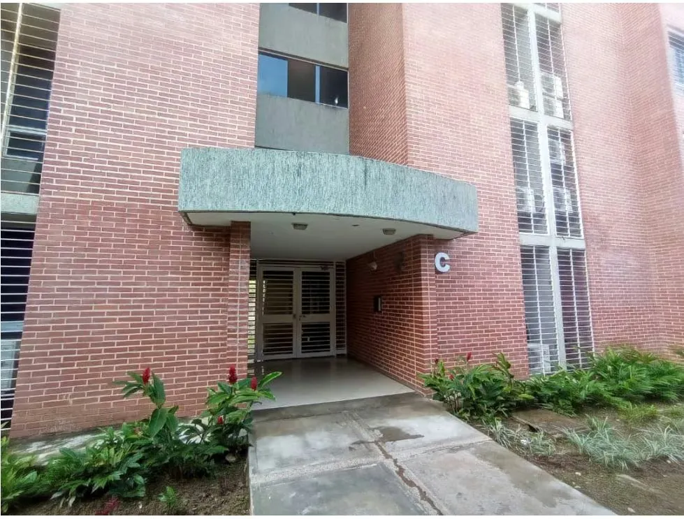 Apartamento en Venta Conj. Residencial El Encantado 2H/2B/1PE - 4