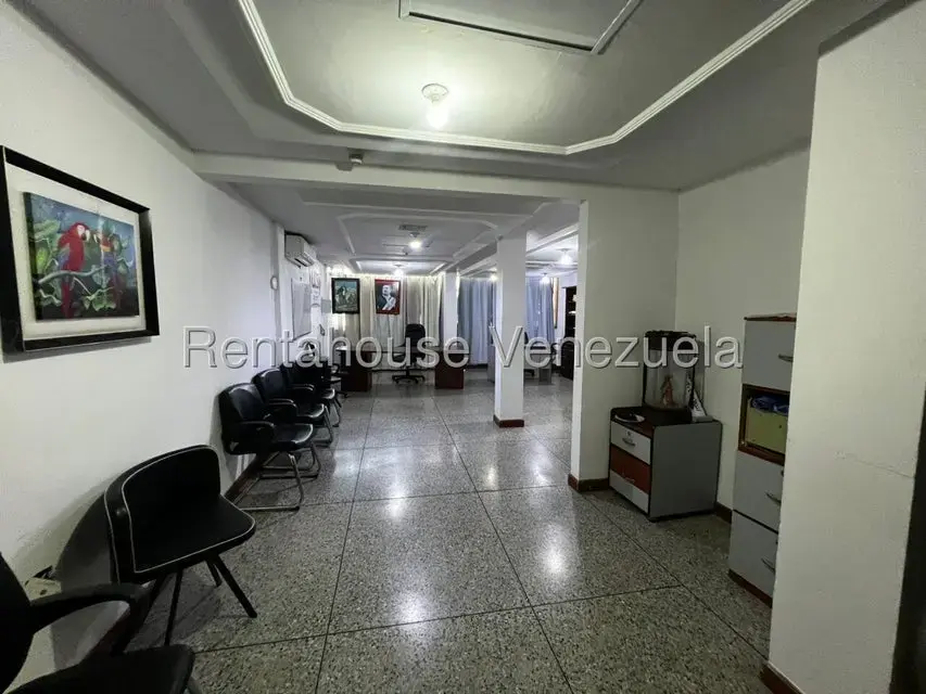 Oficina en Alquiler en Centro, Lara - 11