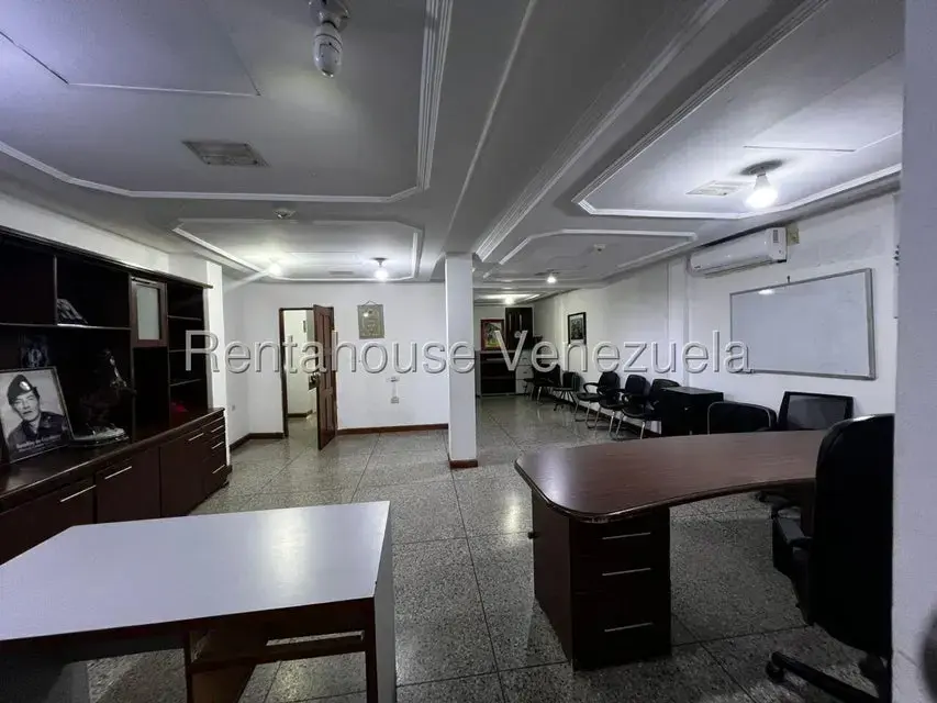 Oficina en Alquiler en Centro, Lara - 16