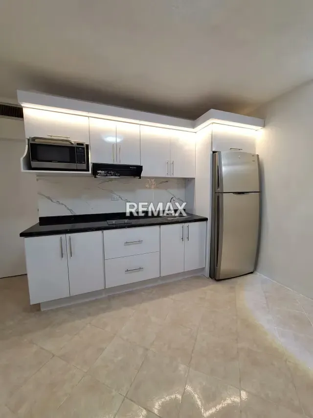 EN VENTA APARTAMENTO EN P.B. LECHERIA - 6