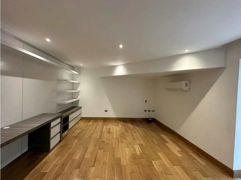 En venta casa de 2120m2 4h+2s/4.5b+s/10p La Lagunita - 30