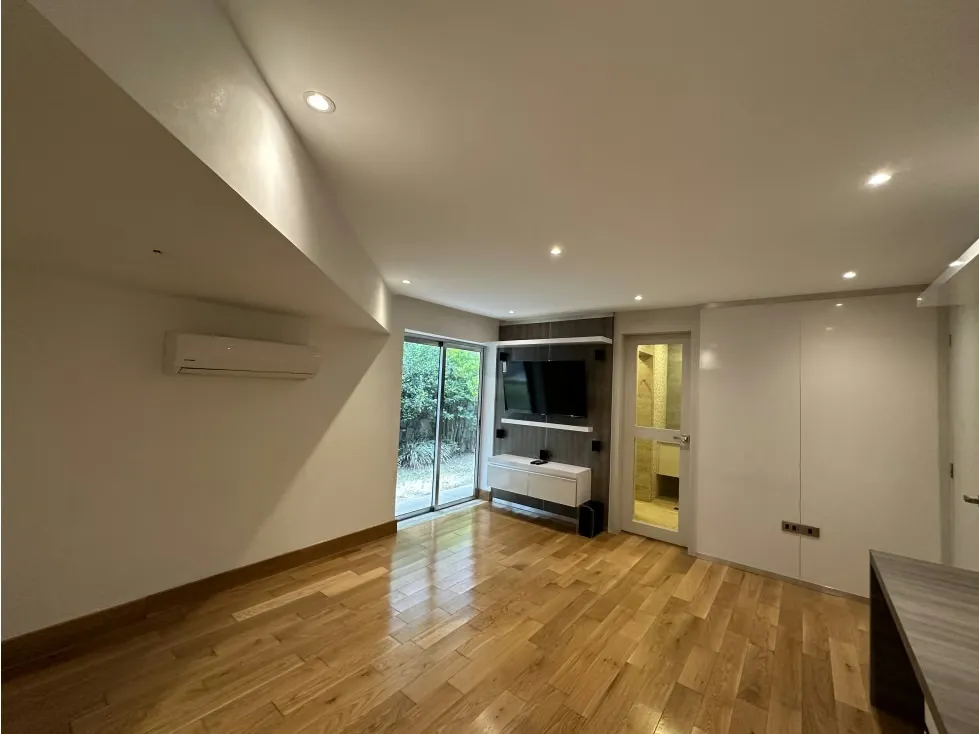 En venta casa de 2120m2 4h+2s/4.5b+s/10p La Lagunita - 31