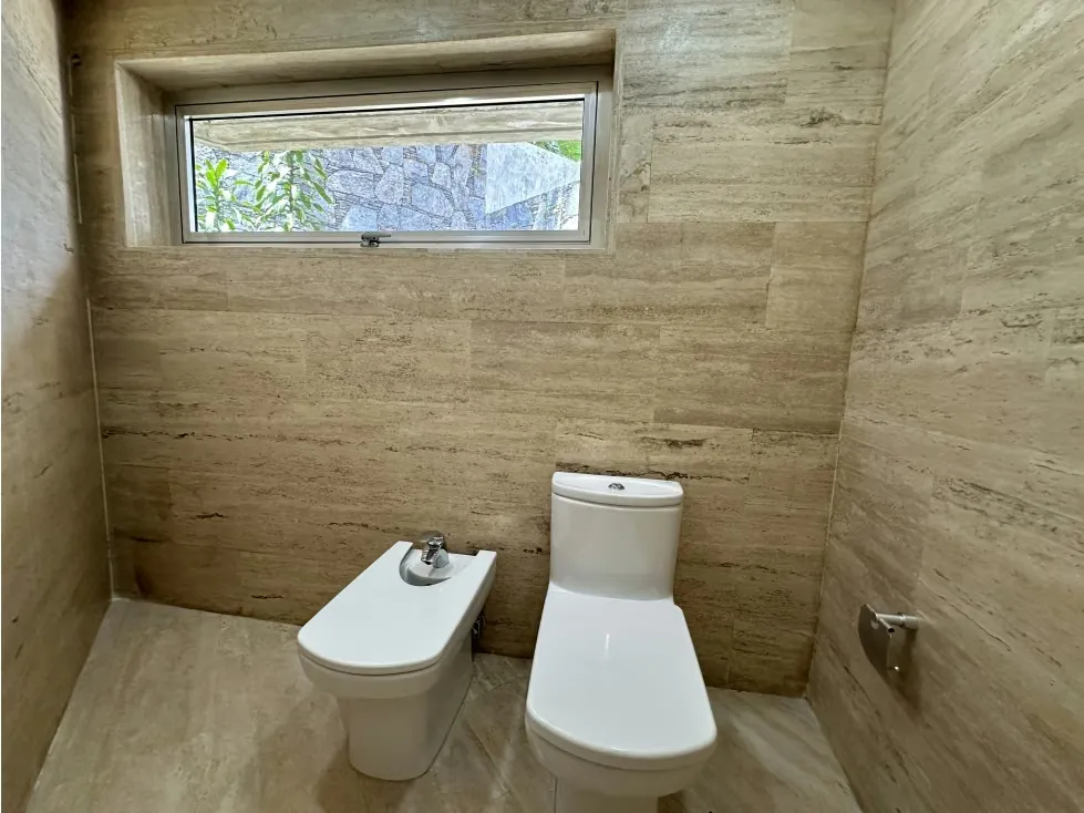 En venta casa de 2120m2 4h+2s/4.5b+s/10p La Lagunita - 42