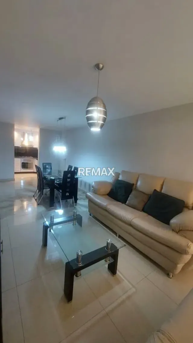 Apartamento en Venta Urb. Base Aragua - 4