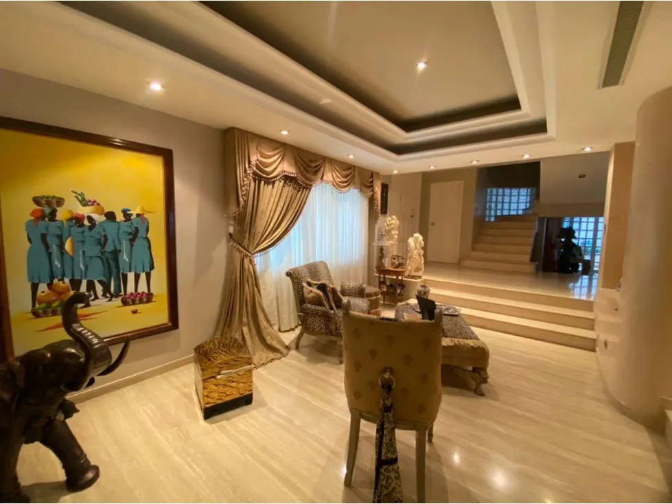 Se Vende Casa 650m2 4h+s/4b+s/4p Los Palos Grandes - 4