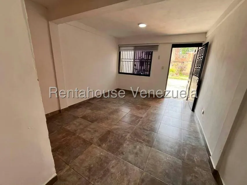 Casa (1 Nivel) en Alquiler en Caña de Azucar, Aragua - 4