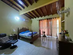 View 32