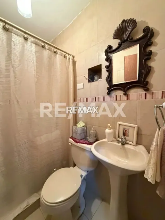 Casa en venta en calle cerrada Urbanización Monte bello - 10