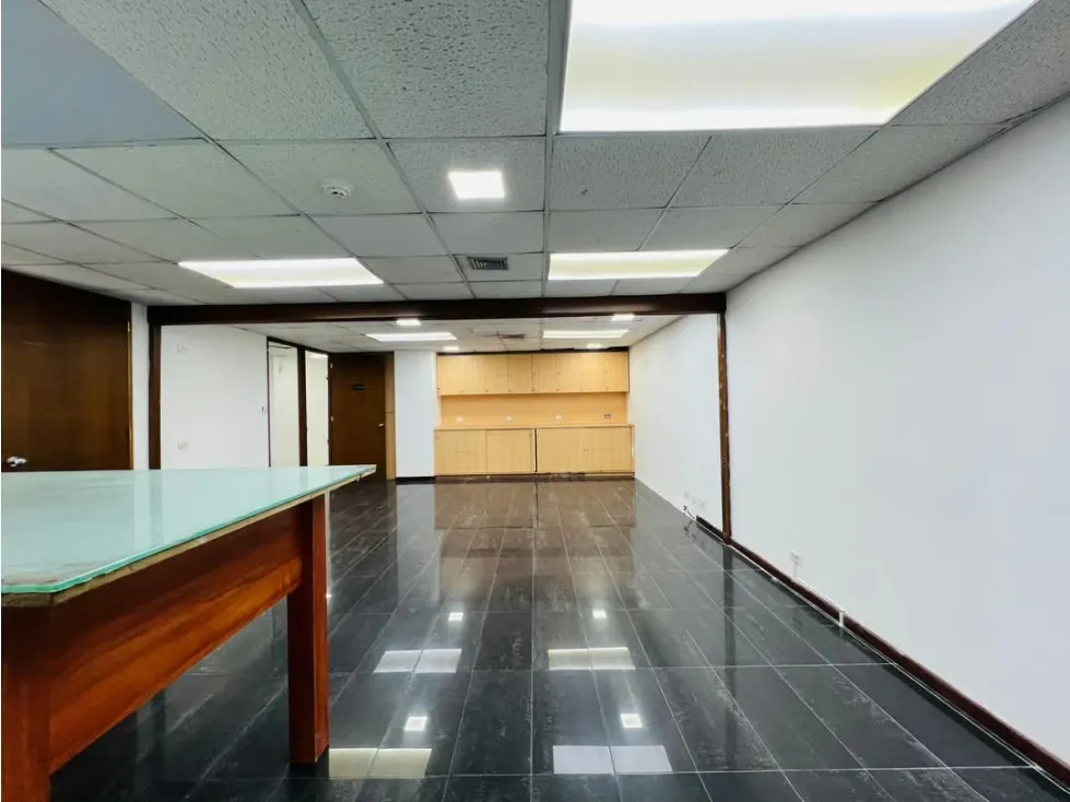 Se alquila Local 245m² Chuao - 13