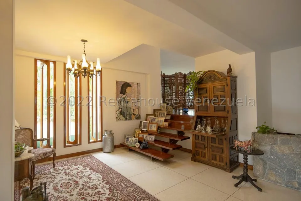 Casa (Multipes Niveles) en Venta en Cumbres de Curumo, Distrito Metropolitano - 35