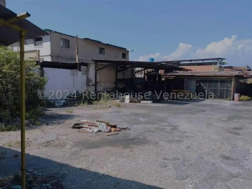Local Comercial en Venta en Catia, Distrito Metropolitano - 25