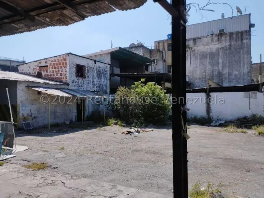 Local Comercial en Venta en Catia, Distrito Metropolitano - 27