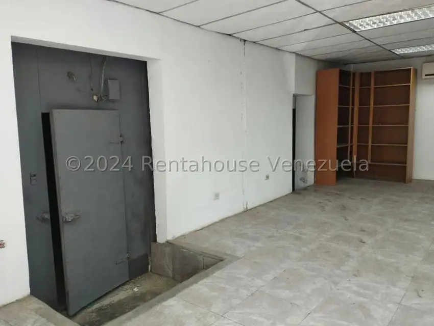 Local Comercial en Venta en Catia, Distrito Metropolitano - 4