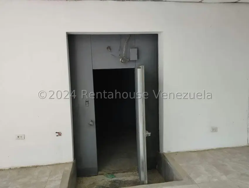 Local Comercial en Venta en Catia, Distrito Metropolitano - 8