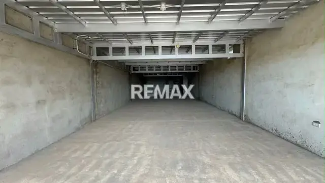 Local Comercial en Alquiler, Calle Bolivar Centro de punto Fijo, municipio Carirubana Estado Falcon