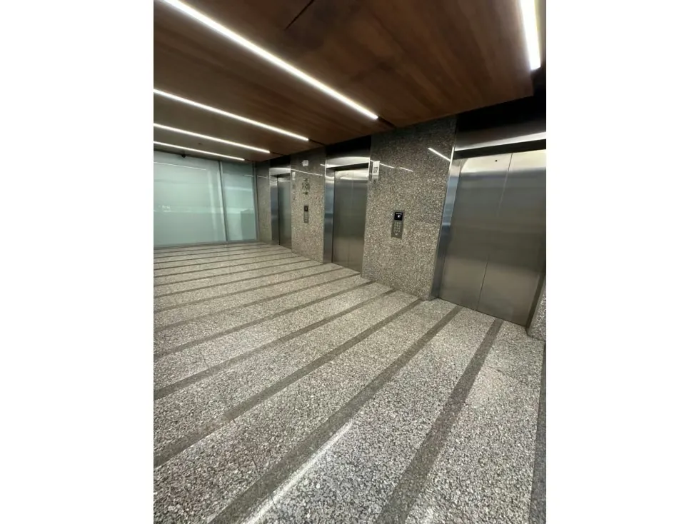 Oficina en venta o alquiler 252m², Calle Madrid de las Mercedes - 17